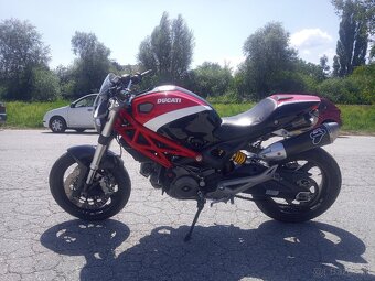 Ducati Monster 696 - 5