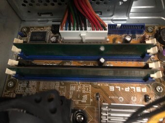 PC hp Pavilion polofunkčný predám za 15e - 5