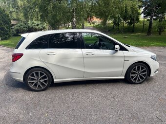 Mercedes benz B180 D 6M - 5