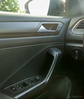 Volkswagen T-Roc 2.0TDI STYLE DSG - 5