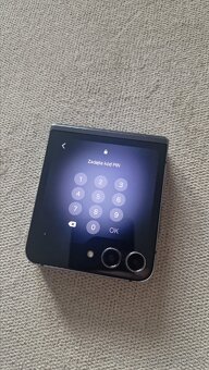 Samsung galaxy Z flip 5 256 GB - 5