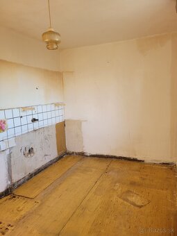 Veľký 2 izb. byt, ul. Školská - 5