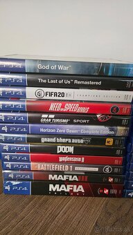 Predam PS4 1TB + hry + prislusenstvo - 5