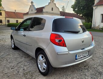 Renault Clio 3 1.5 dci diesel - 5