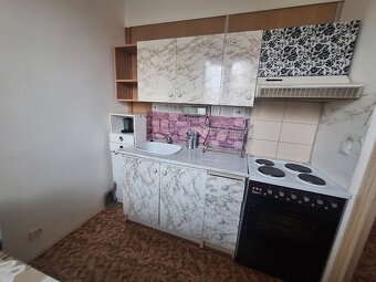 1 izbový byt, Nové Mesto nad Váhom - 5