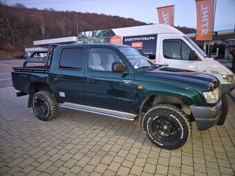 Toyota Hilux 2.5 tdi - 5