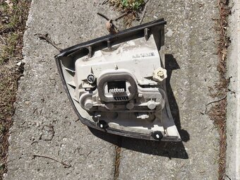 Predám zadné svetlá Opel Astra g hatchback - 5