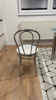 Set stôl a stoličky - 5