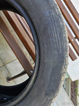 Pirelli 215/55r17 - 5