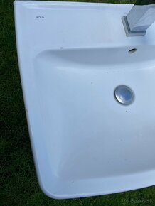 Kúpelnová skrinka s umyvadlom KOLO - 5