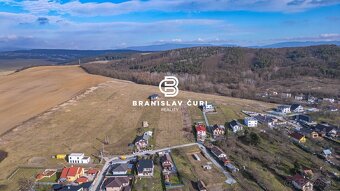 NA PREDAJ POZEMOK PRE PROJEKT 6 RODINNÝCH DOMOV V KRÁĽOVCIAC - 5
