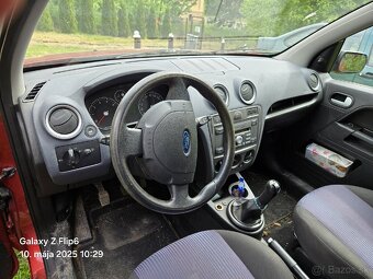 Ford Fusion 1,6 benzín, 74 kw. Rok 2008 - 5