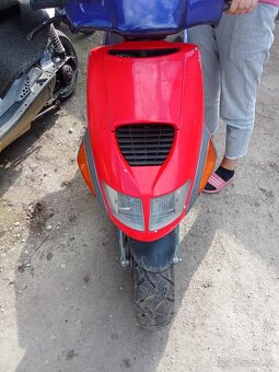 Aprilia SR 50 rok 94 - 5