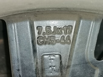 Peugeot 308 III - orig. 17" alu disky s letnými pneu - 5