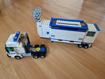 LEGO City 7288 Mobilná policajná stanica - 5