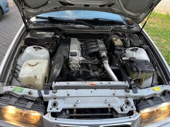 Bmw e36 318tds - 5