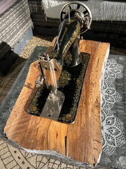 Singerka na stojane - 5