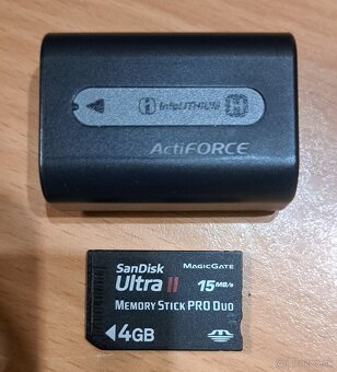 Ultrazoom - 5