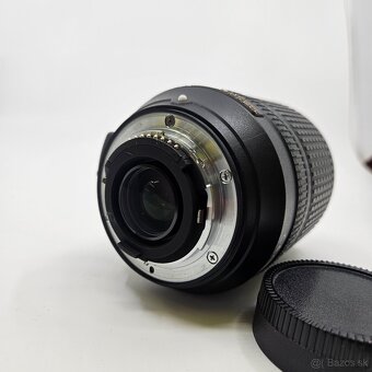Nikon AF-S DX 18-140 mm - 5