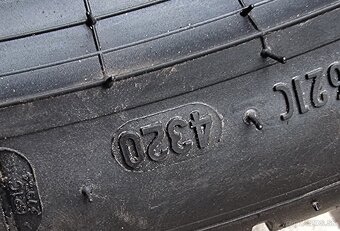 Letné pneumatiky Pirelli 315/30r22 - 5