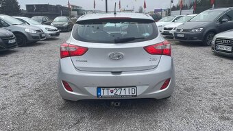 Hyundai i30 1.4i 73kw M6 - 5