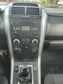 Suzuki Grand Vitara 1,9DDiS 4x4 - 5