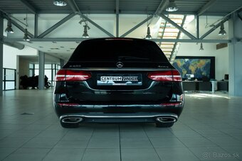 Mercedes-Benz E trieda Kombi 400 4MATIC A/T - 5