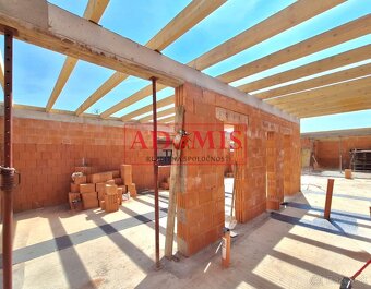 Predáme tehlový bungalov 4izbový Košice - Šaca 135m2,tep.čer - 5