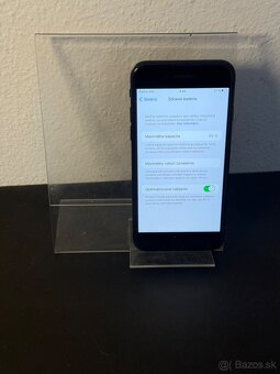 Predám Apple iPhone SE 2020 128GB Black Stav Nového telefónu - 5