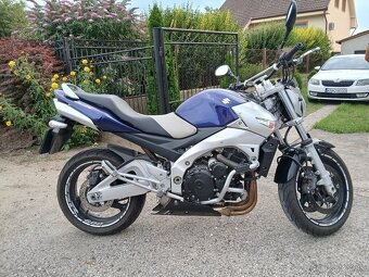 Suzuki GSR 600 2007 - 5