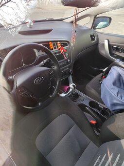 Kia ceed sw - 5