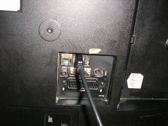 Predam LED televizor - 5