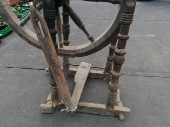 Predám starožitný kolovrátok - 5