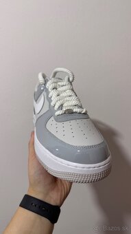 NIKE AIR FORCE 1 '07 LV8 - 5