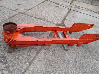 Belarus MTZ traktor bager podvozok - 5