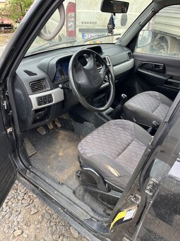 Predaj Mitsubishi Pinin - 5