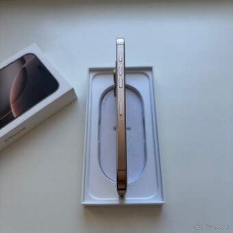 iPhone 16 Pro Max 256 GB - 5