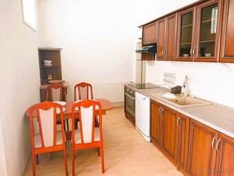 Zvolen, mesto – 3-izbový byt s loggiou a komorou, 85 m2 - 5