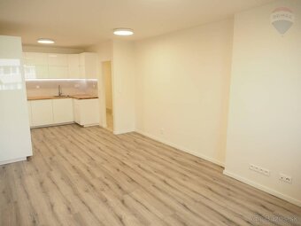 PREDAJ: 4-izb.byt, 88m2, Priestranná terasa, Bárdošova ul. – - 5