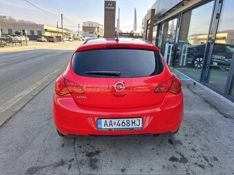 Opel Astra 1.4 ecoFLEX Cosmo - 5