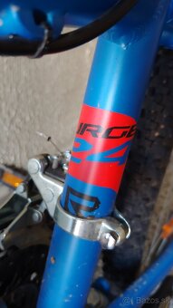 Rock Machine 24' - 5