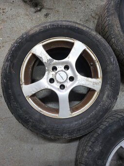 Predám elektróny 5x114.3 215/65 R16 zimne - 5