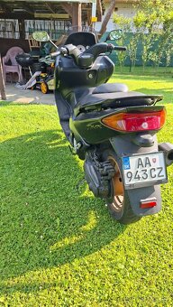 Predam skuter yamaha tmax 500 - 5
