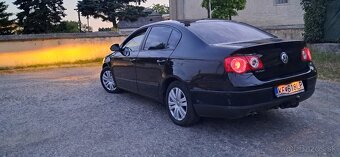 PASSAT B6 - 5
