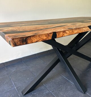 Jedalensky stôl, epoxid, oliva. - 5