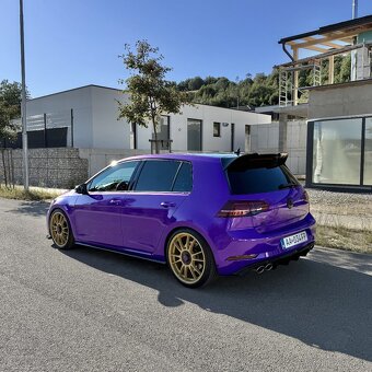 Volkswagen Golf R 7,5 - 5