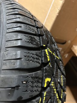 Predám BMW elektróny R17 spolu so zimnými pneu 215/60 - 5