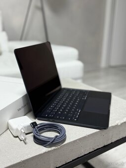 Apple MacBook Air M3 256GB SSD - 5