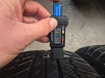 205/60 r16 zimné 4 ks BRIDGESTONE dezén 6,6 - 5,9 mm - 5