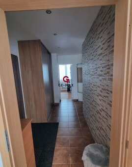 Na predaj zrekonštruovaný 3-izbový byt – sídlisko Východ - 5